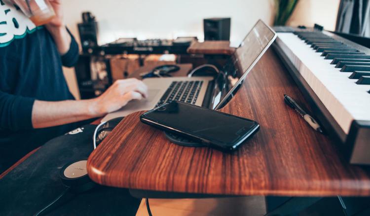 Acoustic panels in your home and studio - types and applications